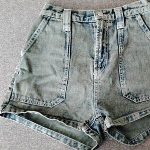 SHORT DENIM WILDFABLE